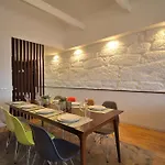 Heart Of The 8! Apartament *
